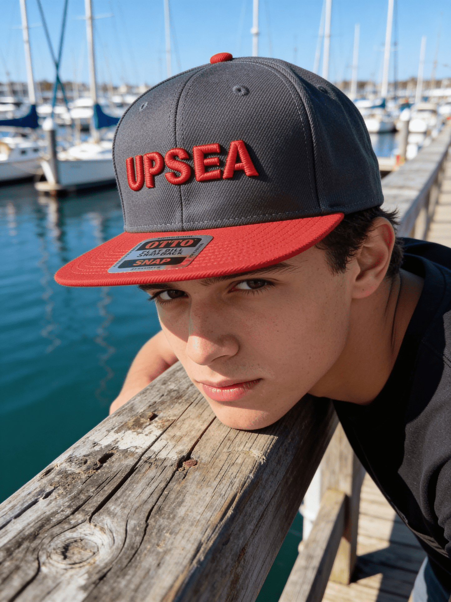 UPSEAオリジナルキャップ　ネイビー＆レッド - UPSEA