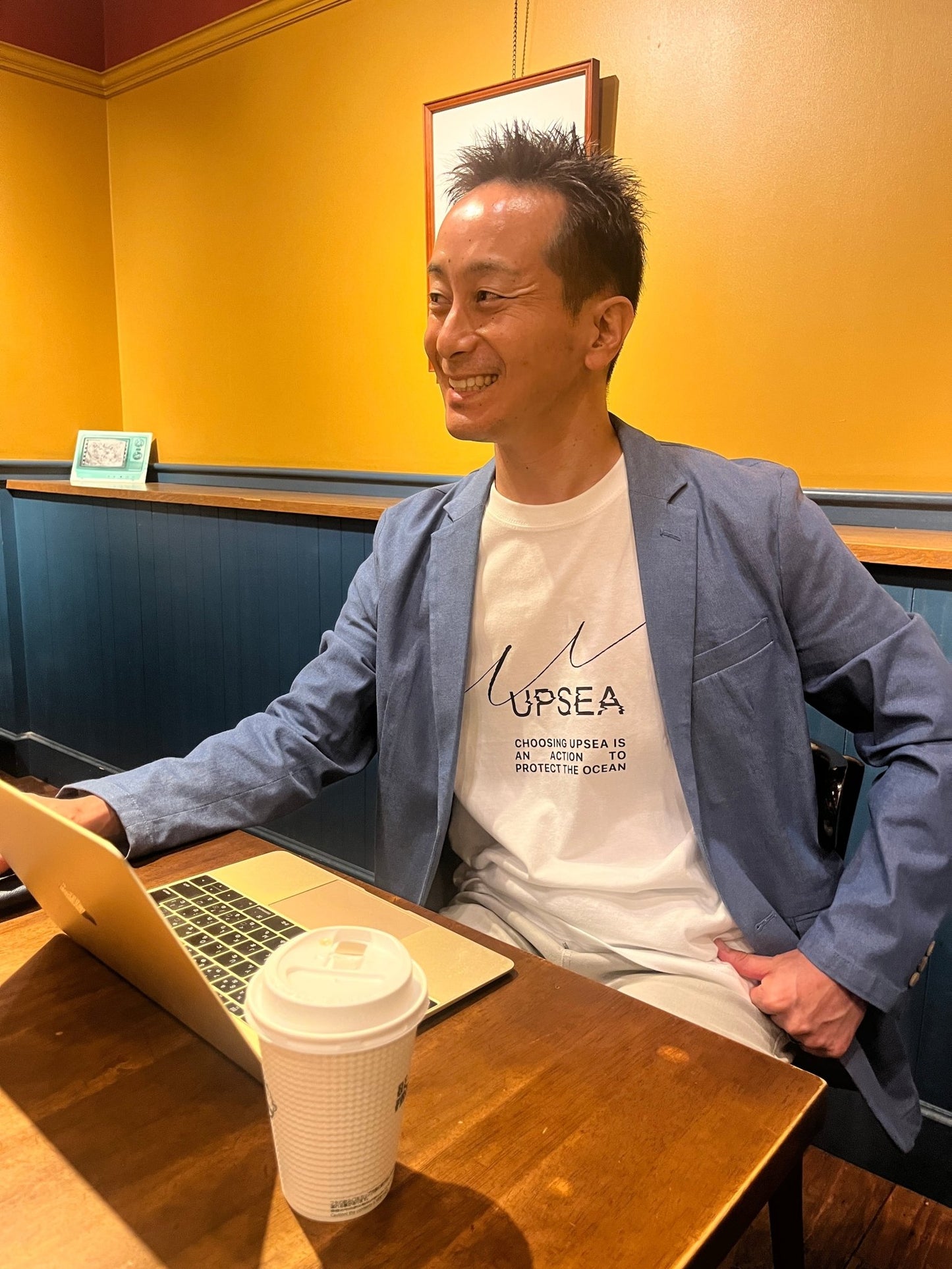 UPSEA メインロゴTシャツ~ with Yohei Tanaka ~ ホワイト - UPSEA