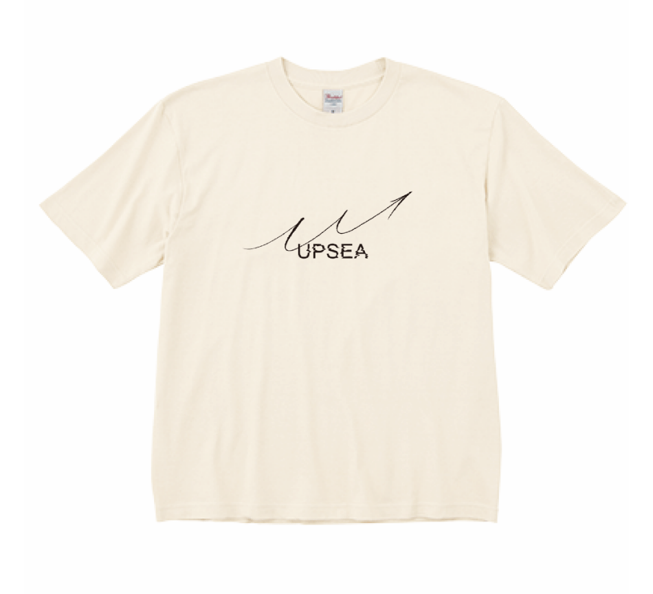 UPSEAメインロゴTシャツ~ with Ayaka Fuchigami ~ - UPSEA